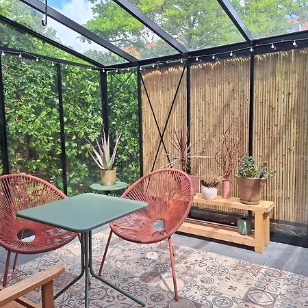 Appartement Berglust Met Serre En Gratis Parkeren Rotterdam